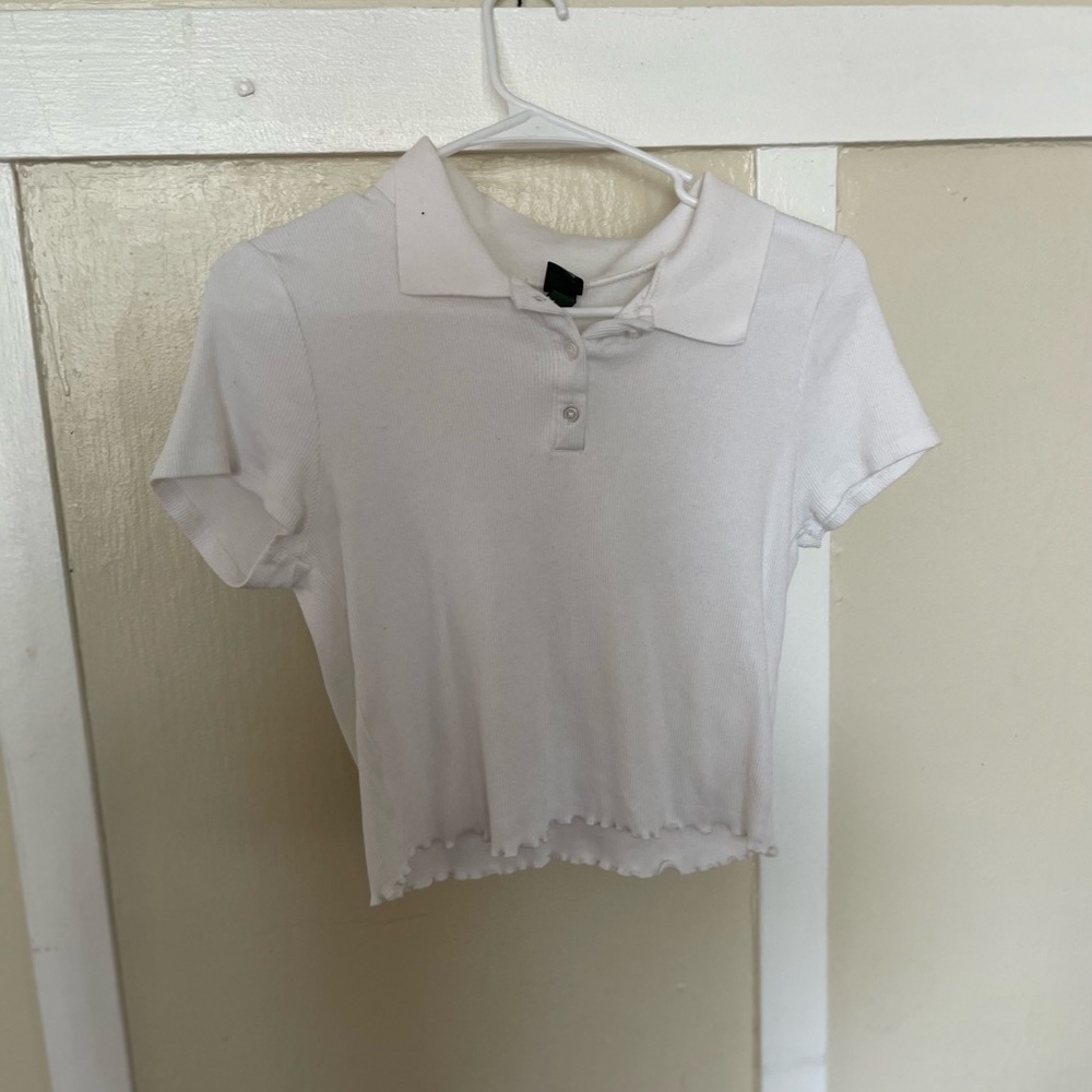 White cropped shirt